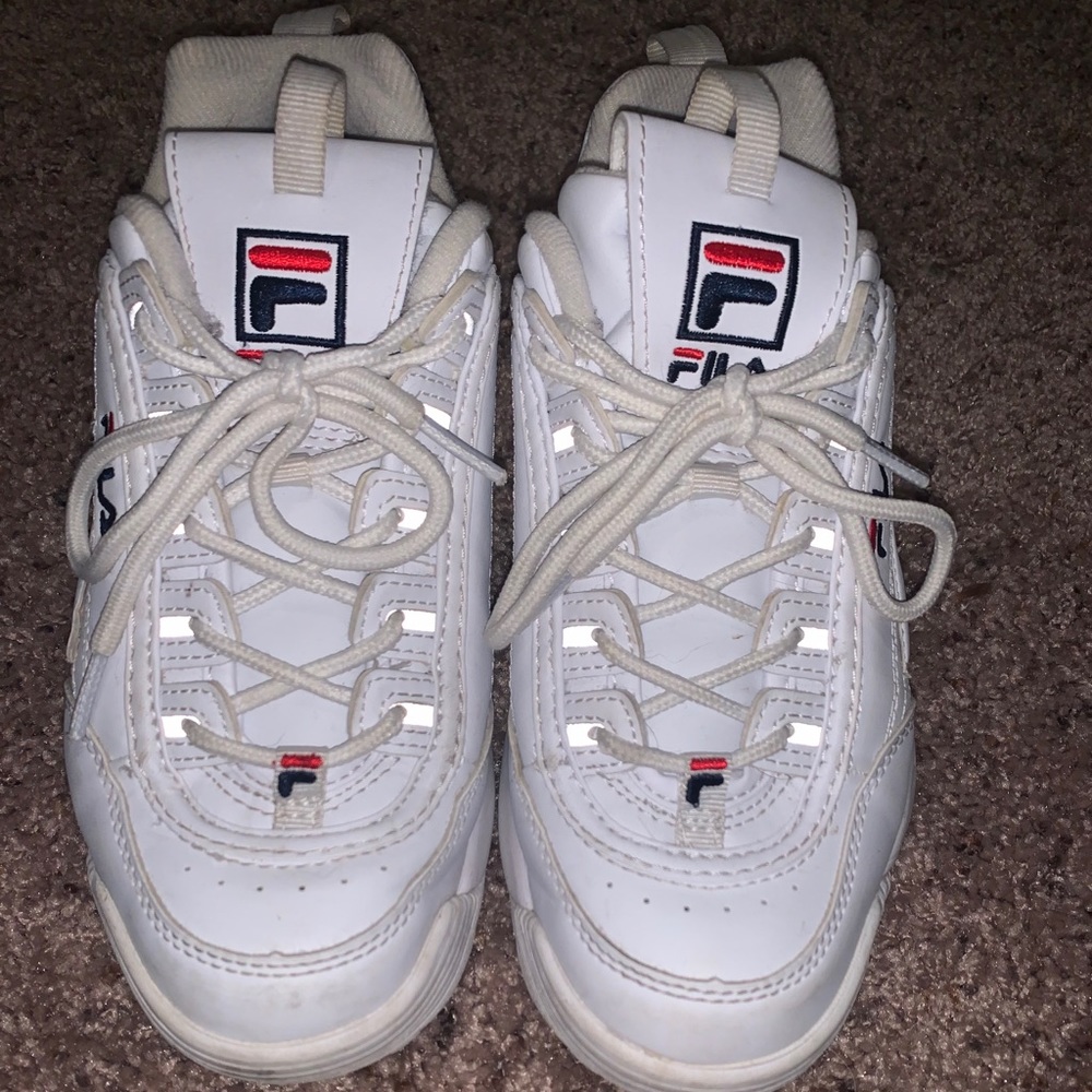 White filas